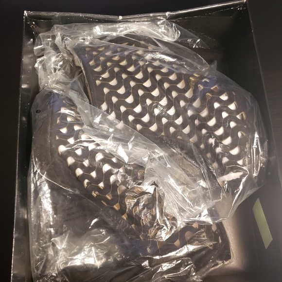 BCBG Madora Open Toe Bootie - New w/ Box - Picture 6 of 7